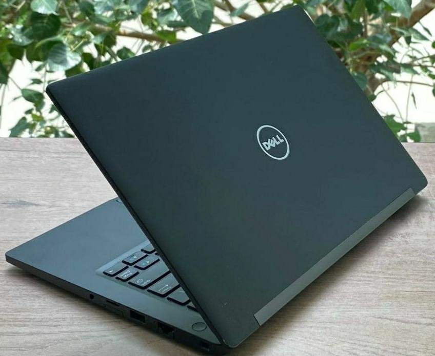 Dell Latitude 7490