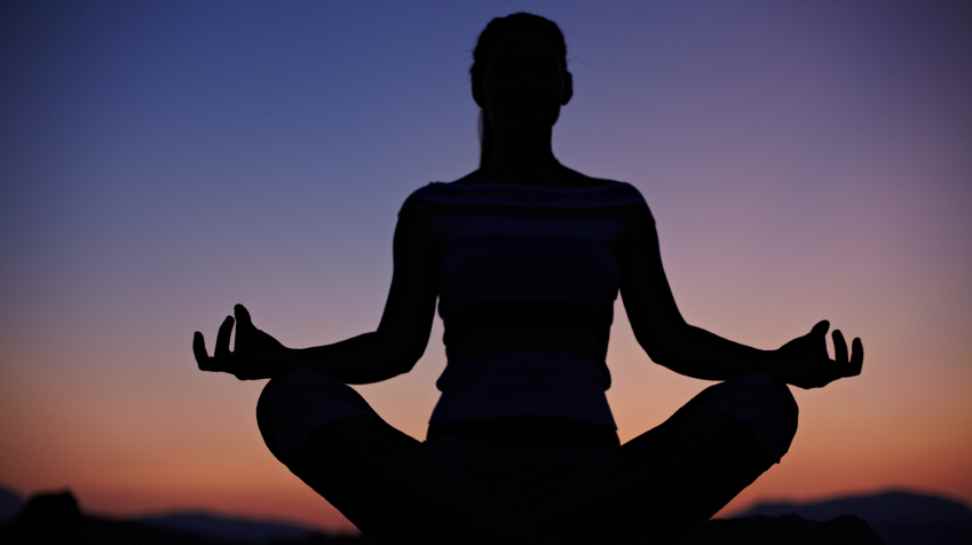 How Mindfulness Meditation Works to Reduce Stress