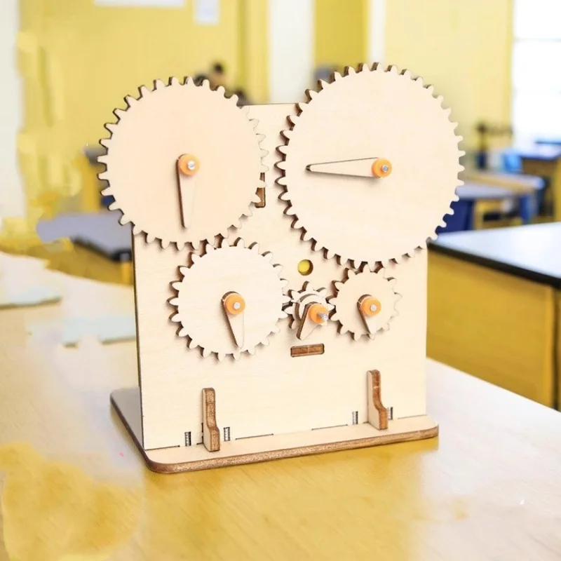 Explore Hands-On Learning with This Engaging 3D Wooden Gear Puzzle Toy